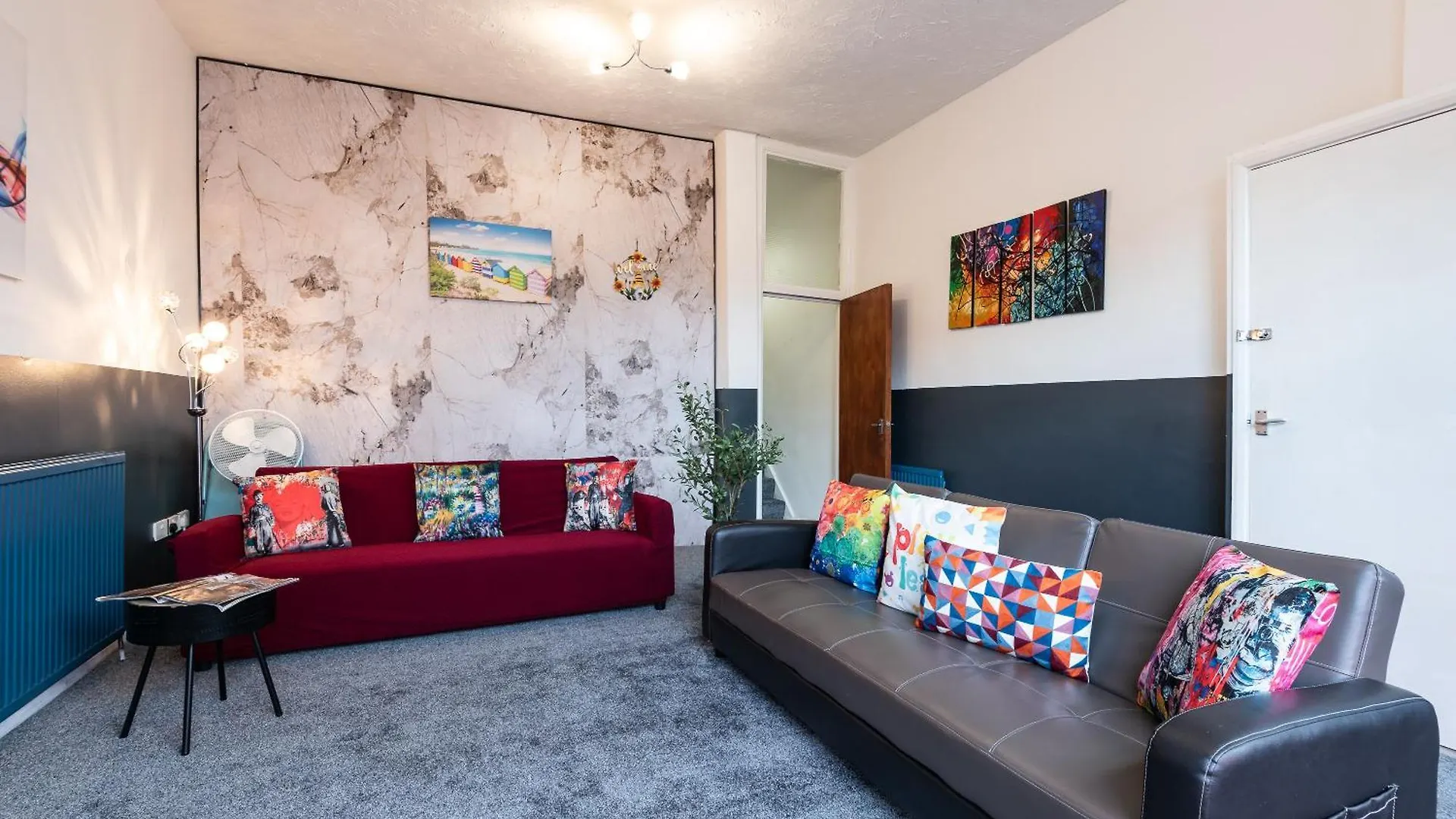 קינגסטון אפון הול 6 Roomy Bedrooms Favour Spacious Inn - Sleeps 13 Hull Central Location