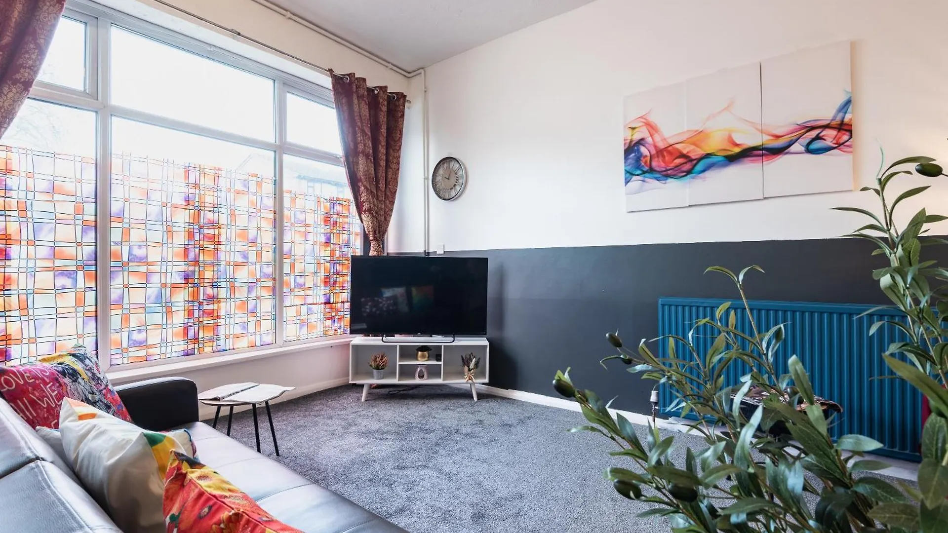 Prázdninový dům 6 Roomy Bedrooms Favour Spacious Inn - Sleeps 13 Hull Central Location Kingston upon Hull